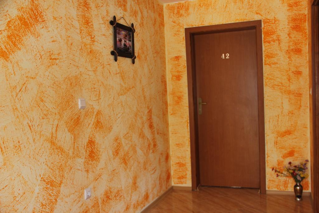 Виктория Созопол Bagian luar foto